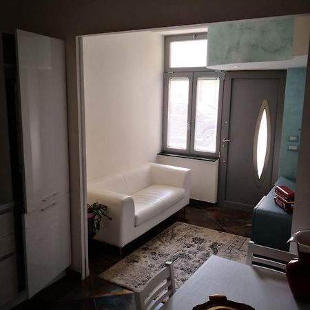 瓦多利古雷La Casa Di Valentina公寓 外观 照片