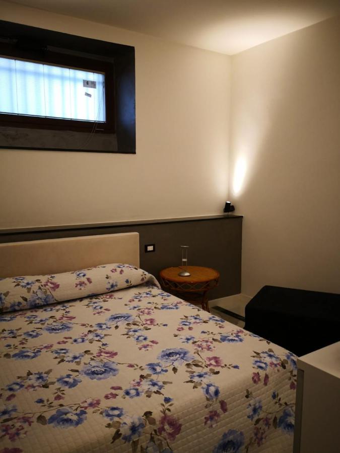 瓦多利古雷La Casa Di Valentina公寓 外观 照片